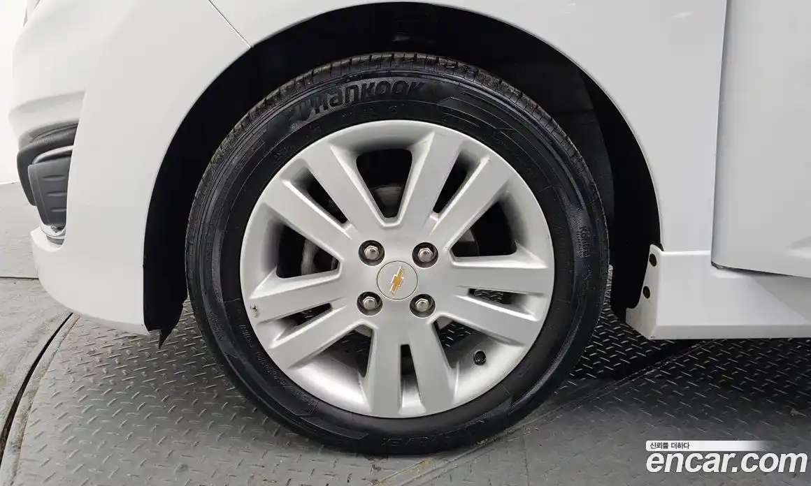 Chevrolet Spark 2013 1.0 Автомат в Москве № 390069, фото 5