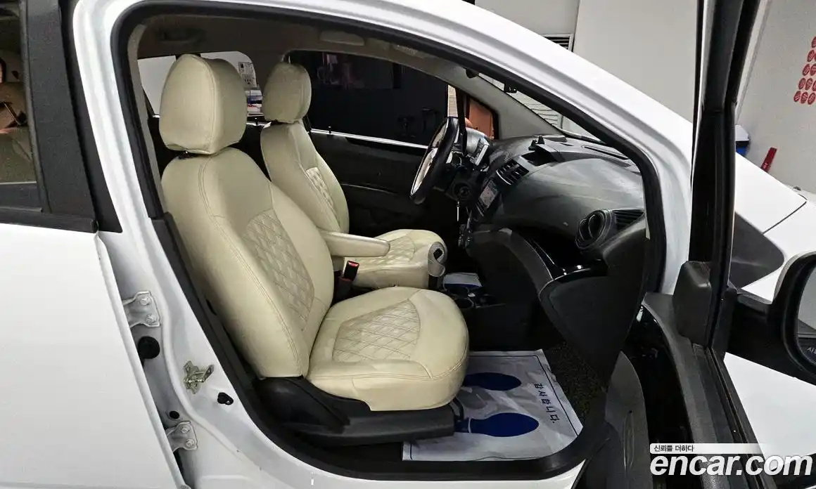 Chevrolet Spark 2012 1.0 Автомат в Москве № 39106, фото 13