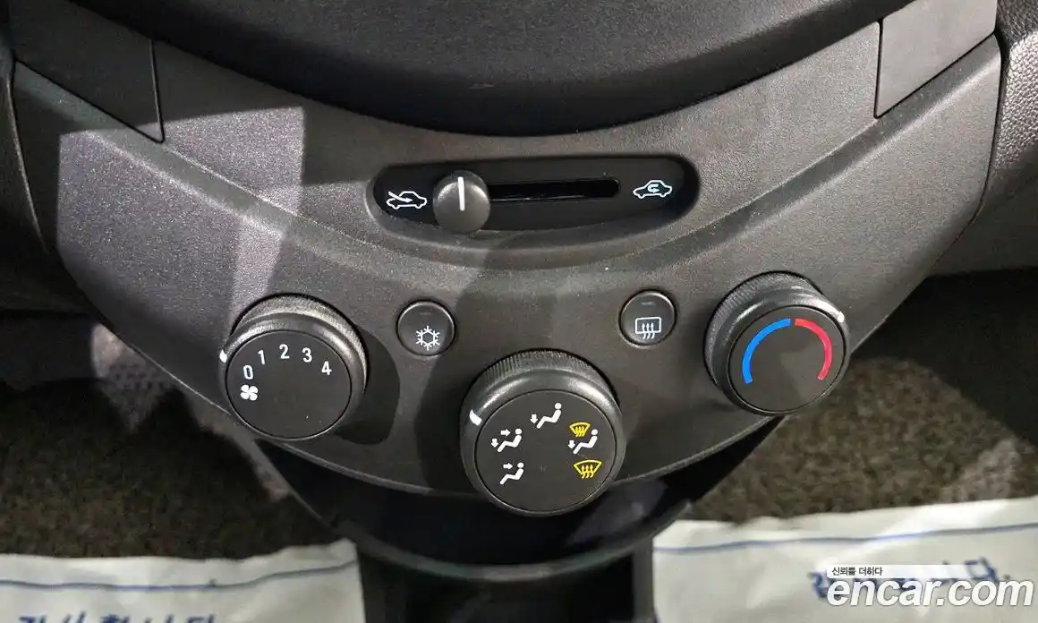 Chevrolet Spark 2012 1.0 Автомат в Москве № 39106, фото 18