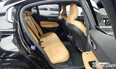 Volvo S60 2022 2.0 Автомат в Москве № 392059, миниатюра 12