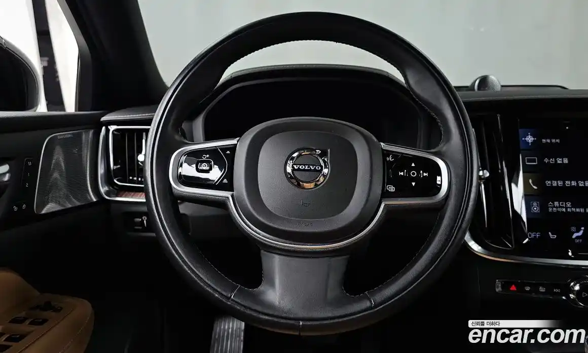 Volvo S60 2022 2.0 Автомат в Москве № 392059, фото 13