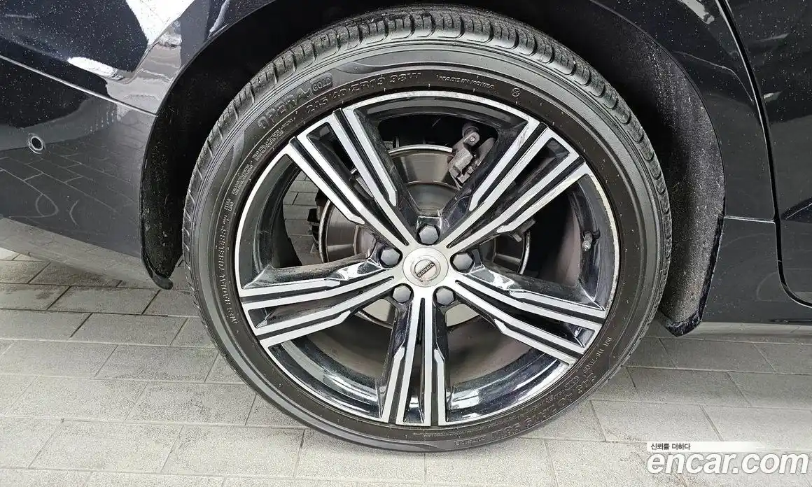 Volvo S60 2022 2.0 Автомат в Москве № 392059, фото 5