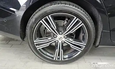 Volvo S60 2022 2.0 Автомат в Москве № 392059, миниатюра 5