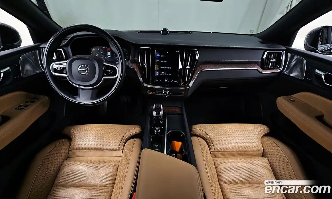 Volvo S60 2022 2.0 Автомат в Москве № 392059, фото 7