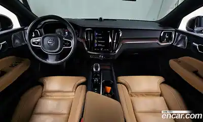 Volvo S60 2022 2.0 Автомат в Москве № 392059, миниатюра 7