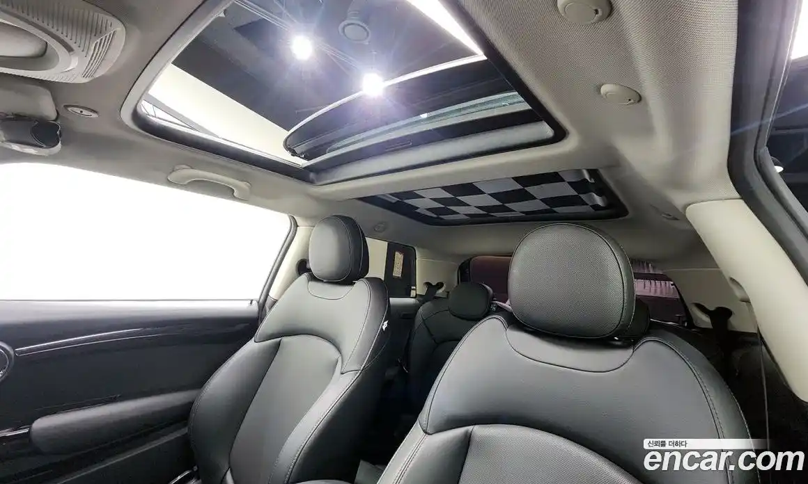 Mini Cooper 2016 2.0 Автомат в Москве № 396329, фото 19