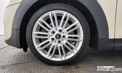 Mini Cooper 2016 2.0 Автомат в Москве № 396329, миниатюра 5