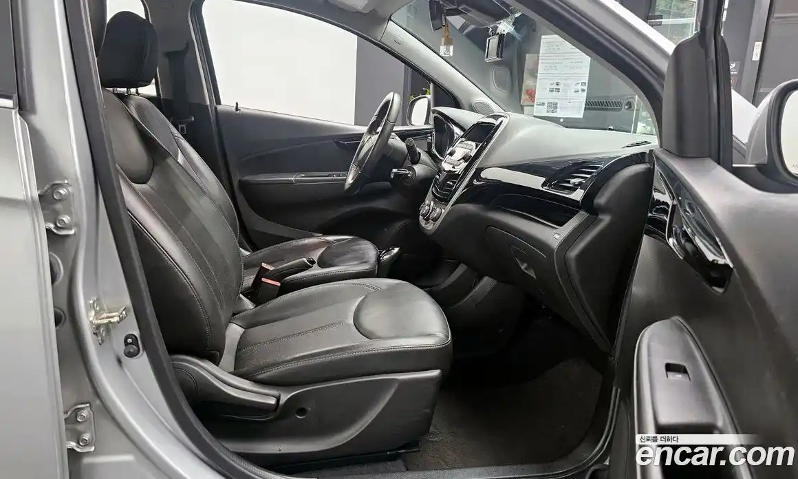 Chevrolet Spark 2016 1.0 Автомат в Москве № 40158, фото 13