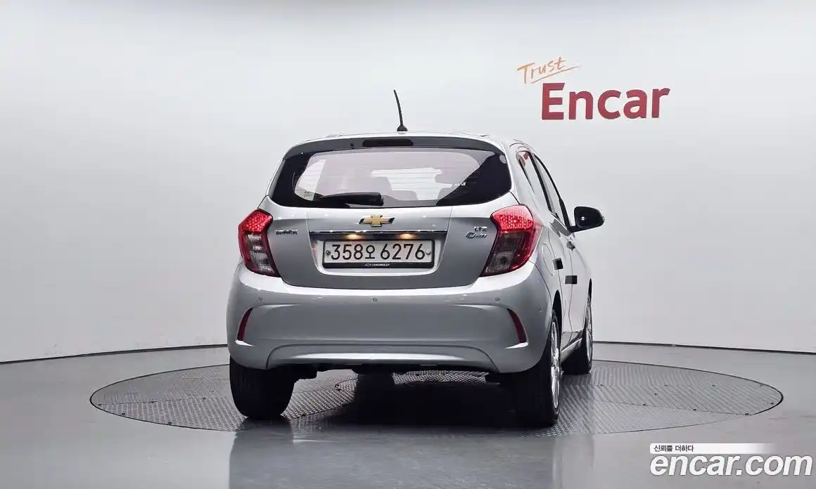 Chevrolet Spark 2016 1.0 Автомат в Москве № 40158, фото 4