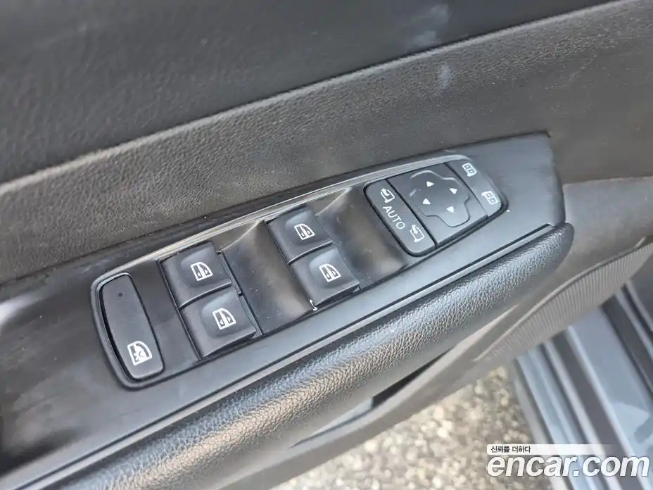 Renault SM6 2019 2.0 Автомат в Москве № 402281, фото 7