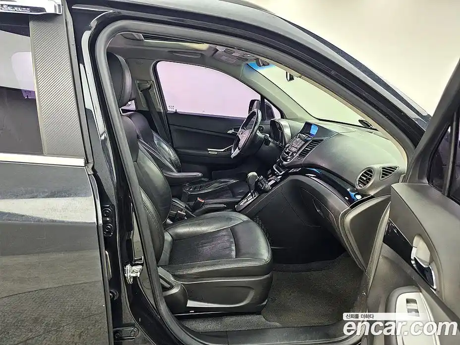 Chevrolet Orlando 2012 2.0 Автомат в Москве № 40437, фото 9