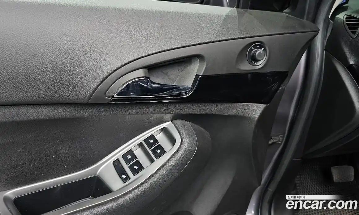 Chevrolet Orlando 2012 2.0 Автомат в Москве № 40981, фото 17