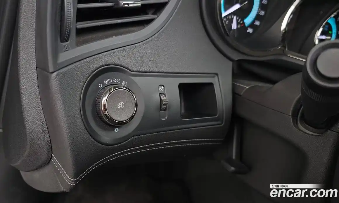 Chevrolet Alpheon 2014 2.4 Автомат в Москве № 411145, фото 18