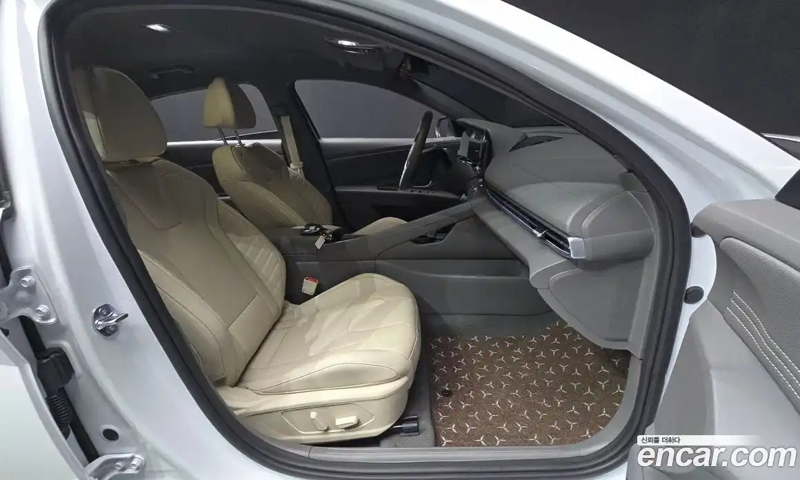 Hyundai Avante 2026 1.6 Автомат в Москве № 45527, фото 18