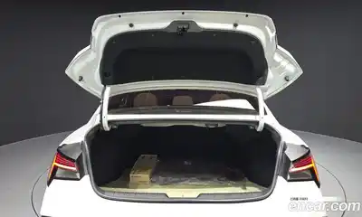 Hyundai Avante 2026 1.6 Автомат в Москве № 45527, миниатюра 9