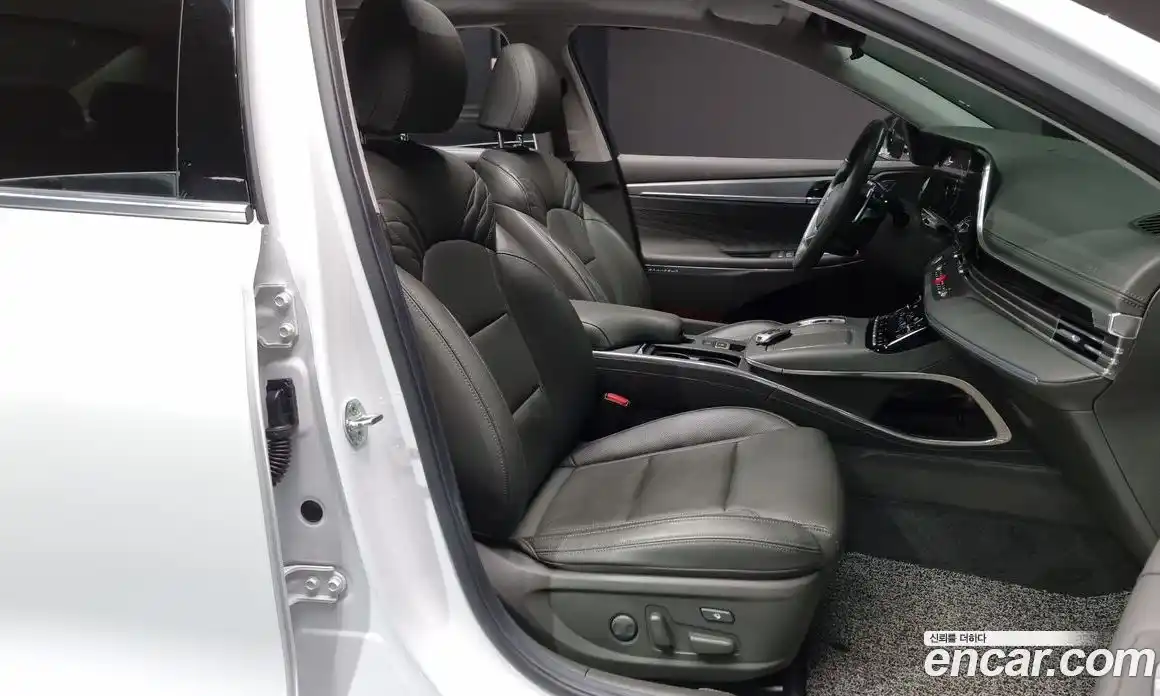 Hyundai Grandeur 2022 2.5 Автомат в Москве № 49849, фото 12