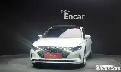 Hyundai Grandeur 2022 2.5 Автомат в Москве № 49849, миниатюра 3
