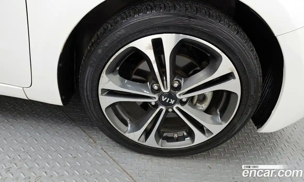 Kia K3 2013 1.6 Автомат в Москве № 50892, фото 5