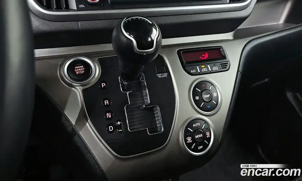 Kia Ray 2021 1.0 Автомат в Москве № 52364, фото 16