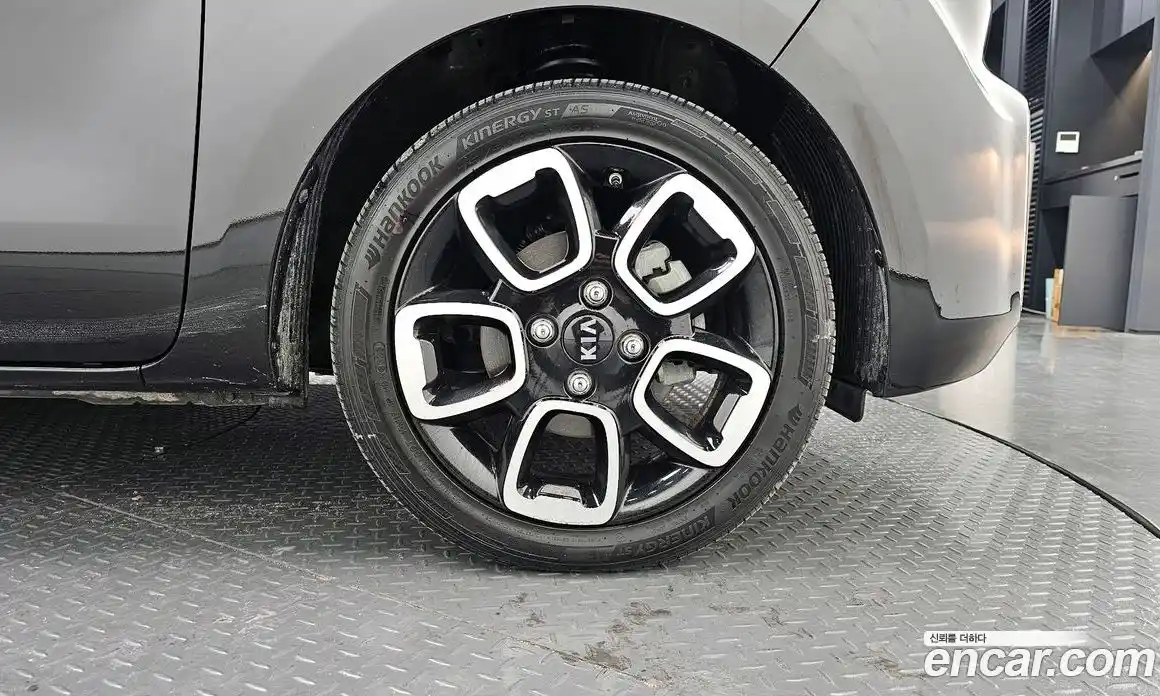 Kia Ray 2021 1.0 Автомат в Москве № 52364, фото 17