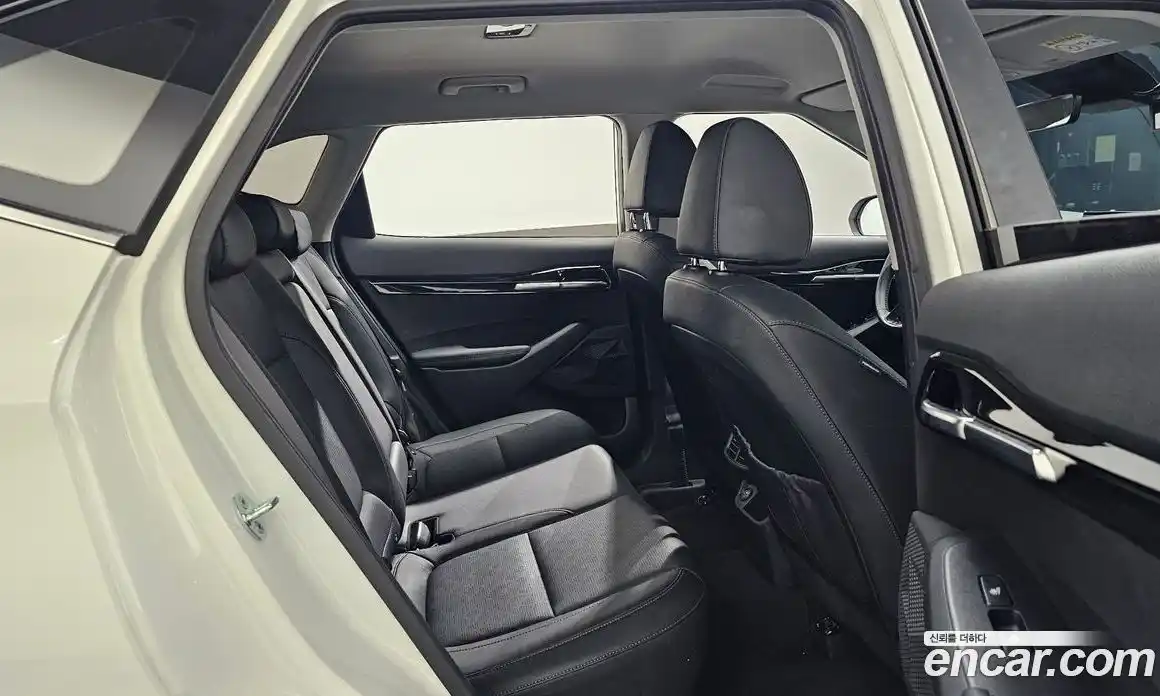 Kia Seltos 2023 1.6 Автомат в Москве № 55294, фото 14