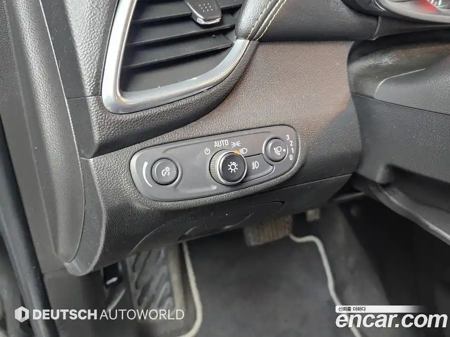 Chevrolet Trax 2020 1.4 Автомат в Москве № 66176, фото 16