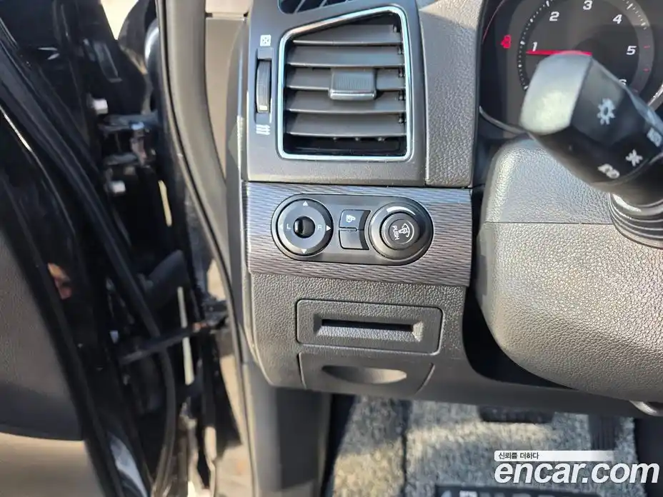 Chevrolet Captiva 2014 2.0 Автомат в Москве № 74945, фото 16