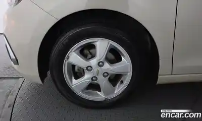 Chevrolet Spark 2016 1.0 Автомат в Москве № 77413, миниатюра 11