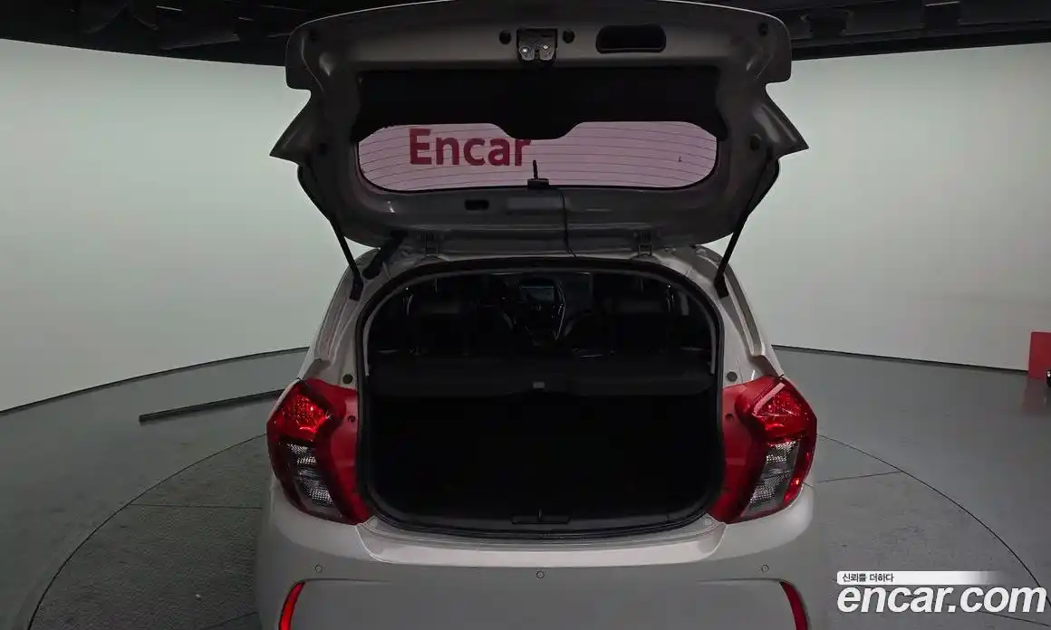 Chevrolet Spark 2016 1.0 Автомат в Москве № 77413, фото 3