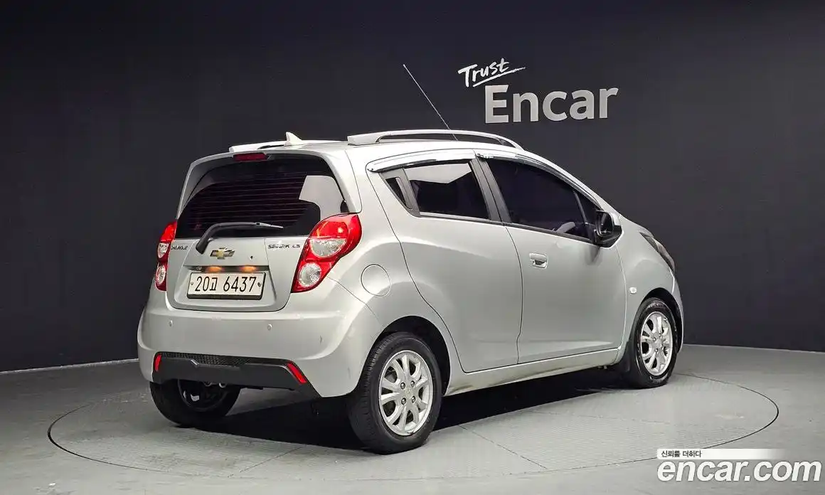 Chevrolet Spark 2013 1.0 Автомат в Москве № 85158, фото 1