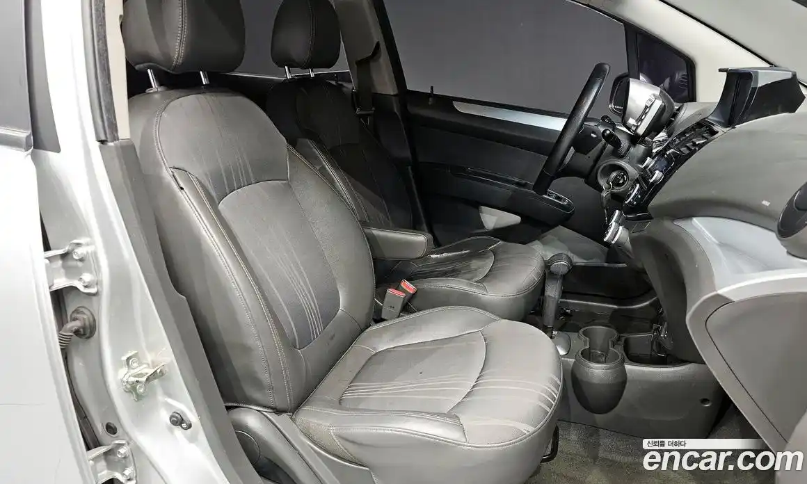 Chevrolet Spark 2013 1.0 Автомат в Москве № 85158, фото 14