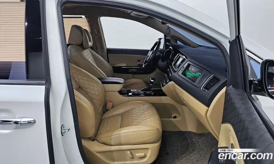 Kia Canival 2020 3.3 Автомат в Москве № 101223, фото 16