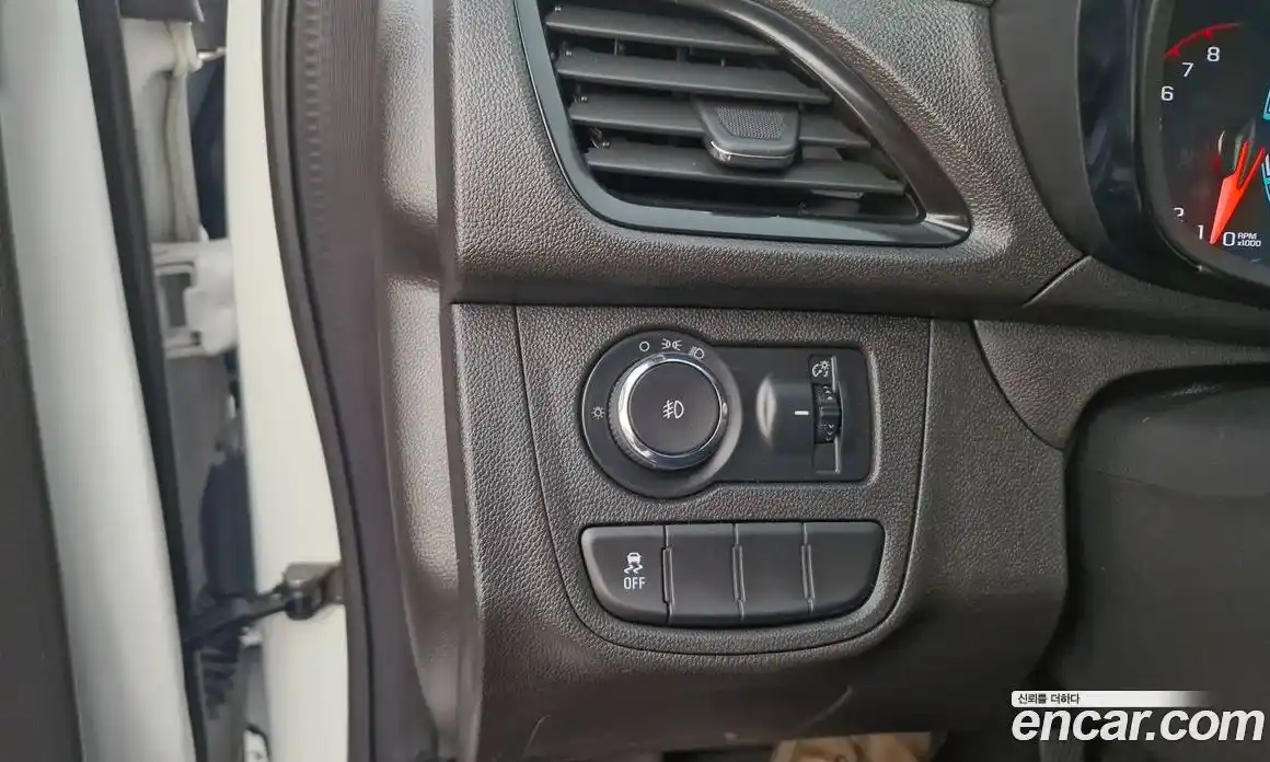 Chevrolet Spark 2016 1.0 Робот в Москве № 101944, фото 17