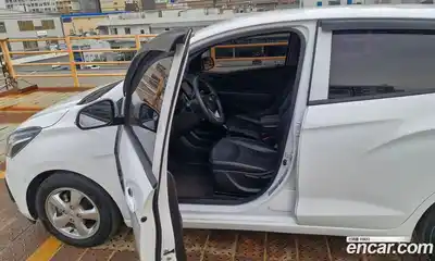 Chevrolet Spark 2016 1.0 Робот в Москве № 101944, миниатюра 7