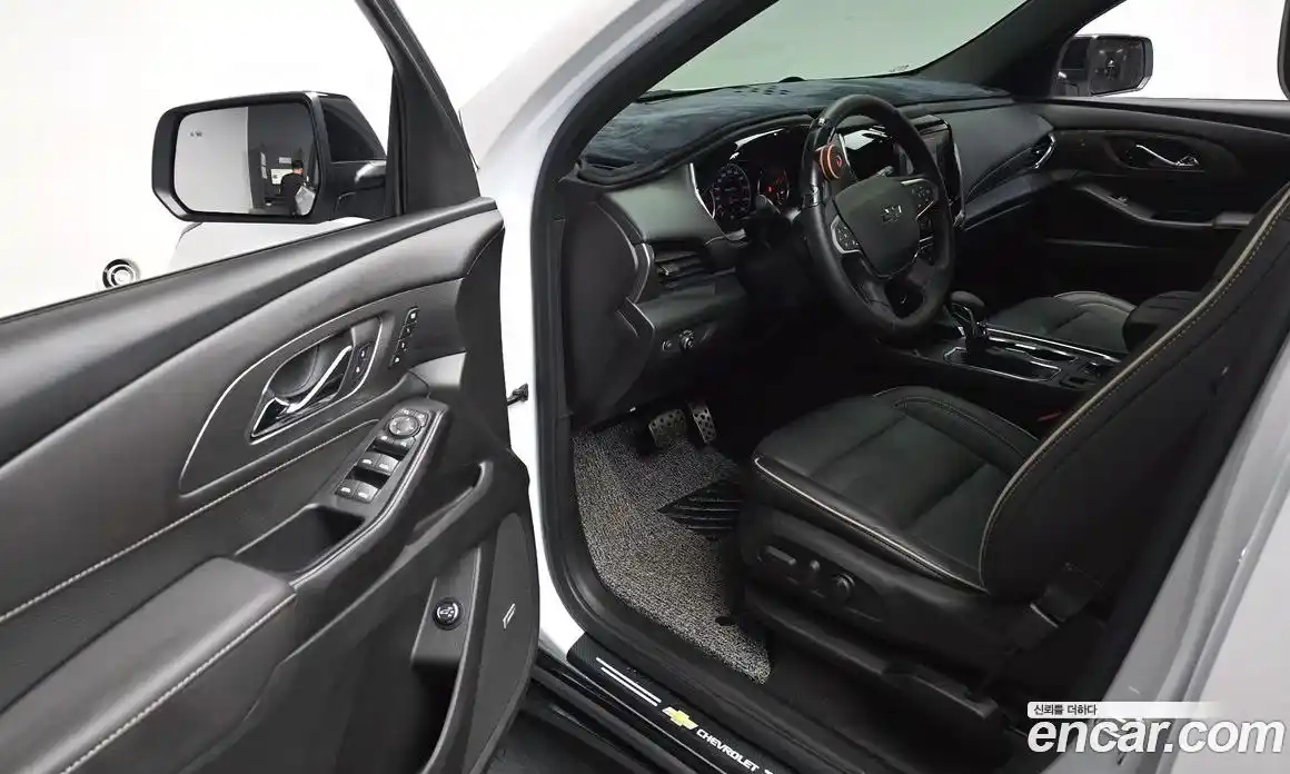 Chevrolet Traverse 2023 3.6 Автомат в Москве № 103836, фото 9