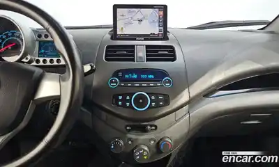 Chevrolet Spark 2012 1.0 Автомат в Москве № 104545, миниатюра 3