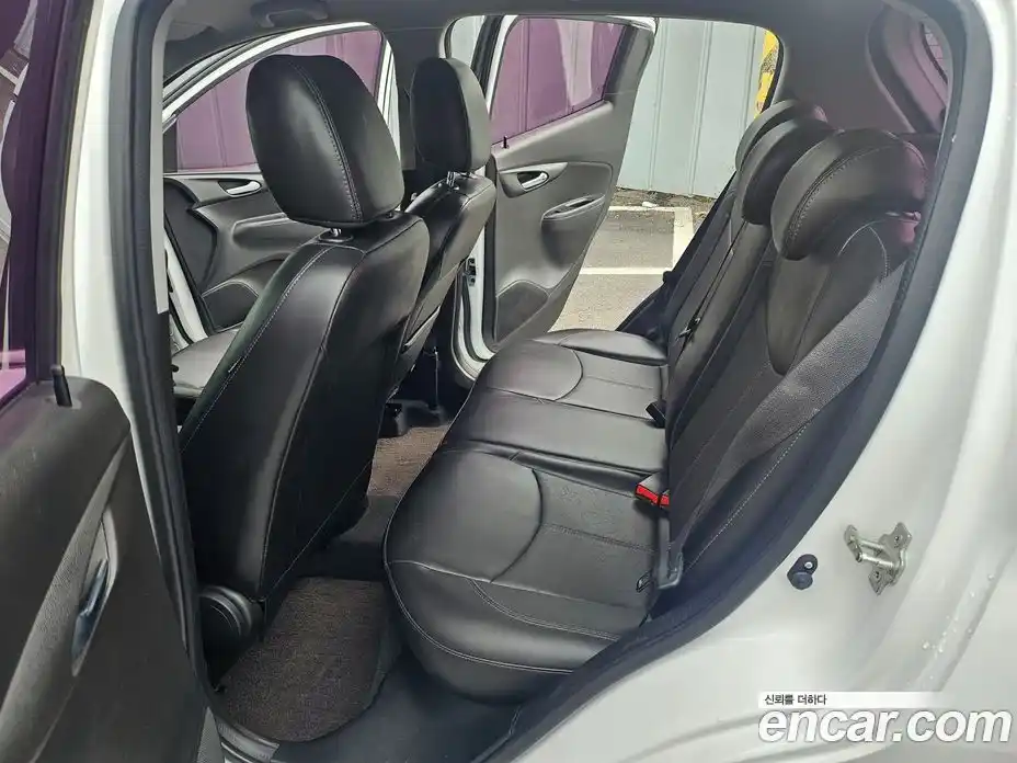 Chevrolet Spark 2016 1.0 Автомат в Москве № 105373, фото 12