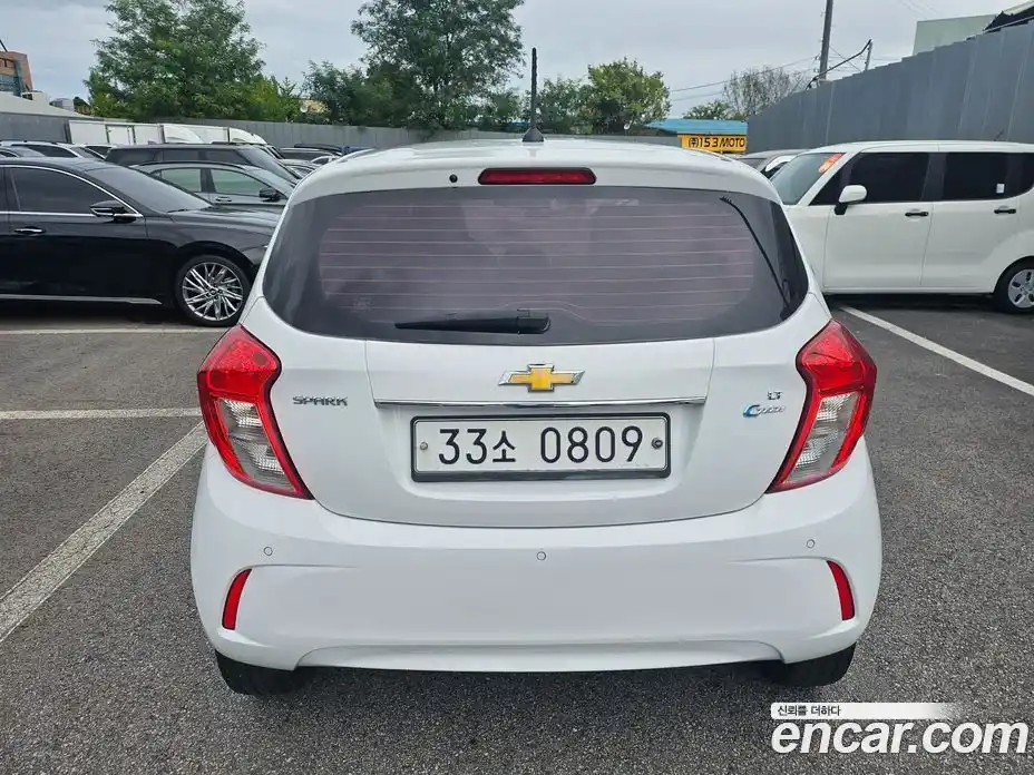 Chevrolet Spark 2016 1.0 Автомат в Москве № 105373, фото 4