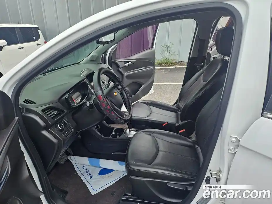 Chevrolet Spark 2016 1.0 Автомат в Москве № 105373, фото 10
