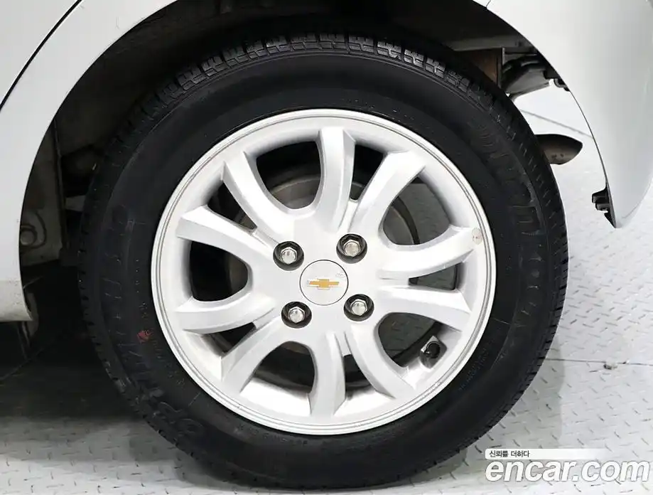 Chevrolet Spark 2015 1.0 Автомат в Москве № 105869, фото 18