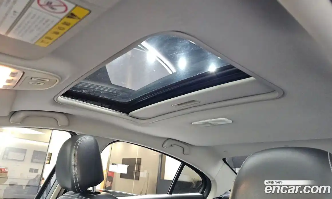 Renault SM3 2013 1.6 Автомат в Москве № 106659, фото 14