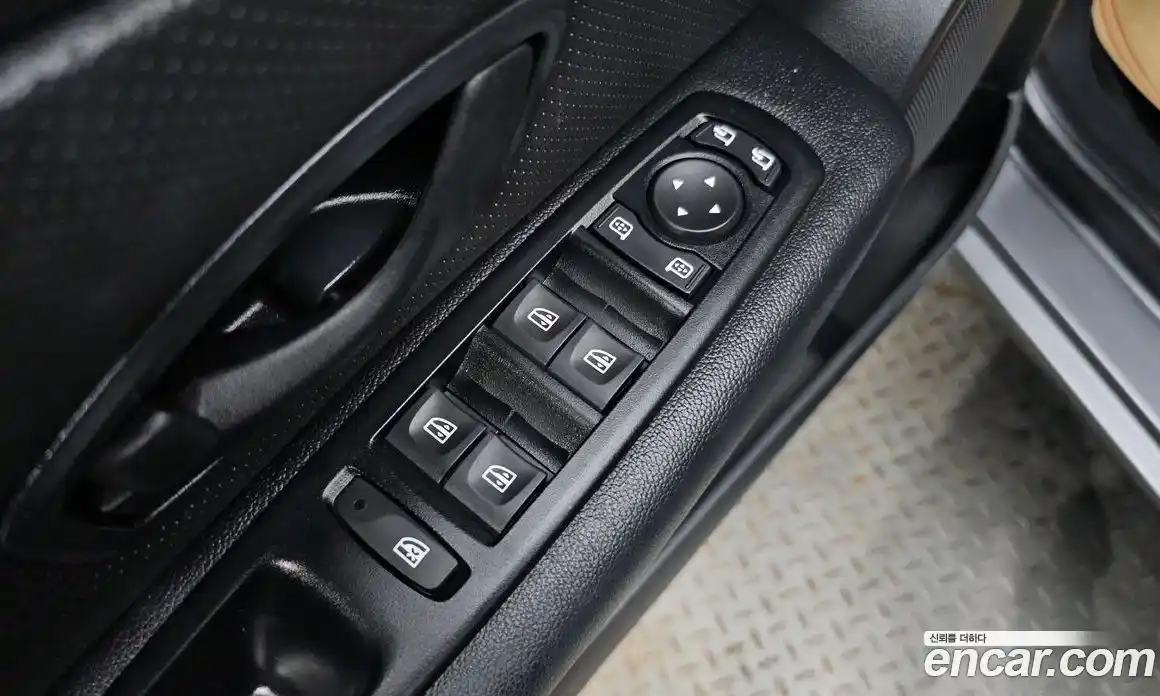 Renault SM3 2019 1.6 Автомат в Москве № 106862, фото 14