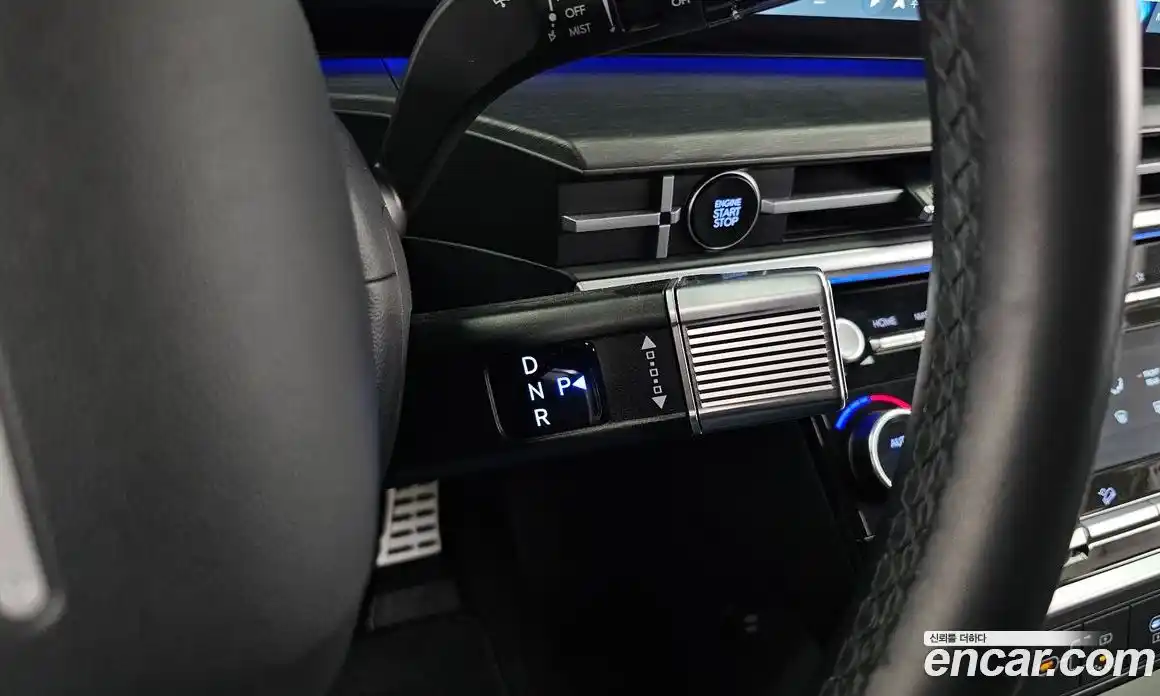 Hyundai Santa Fe 2024 1.6 Автомат в Москве № 110743, фото 20