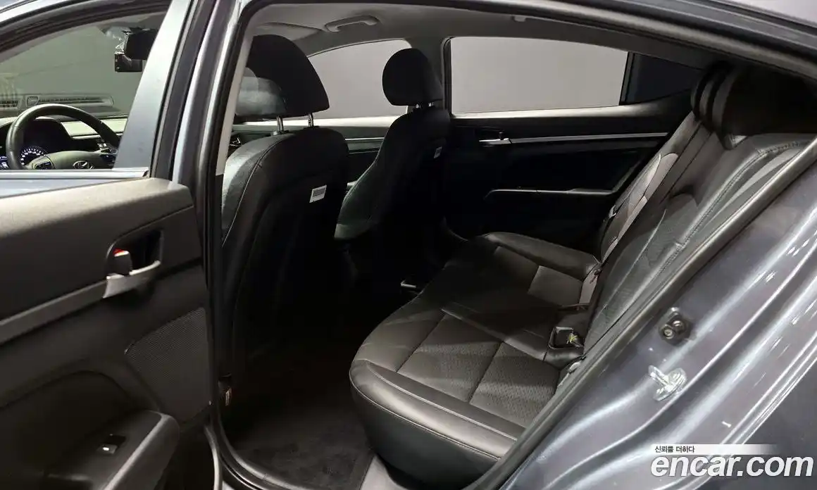 Hyundai Avante 2020 1.6 Автомат в Москве № 112482, фото 9