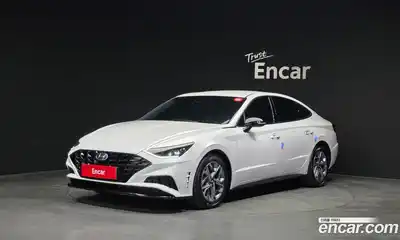 Hyundai Sonata 2022 2.0 Автомат в Москве № 112642, миниатюра 2