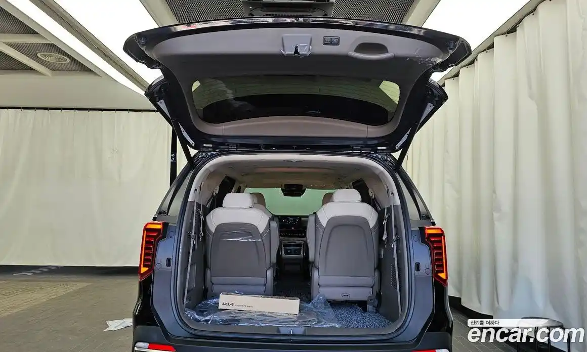 Kia Canival 2025 2.2 Автомат в Москве № 114142, фото 19