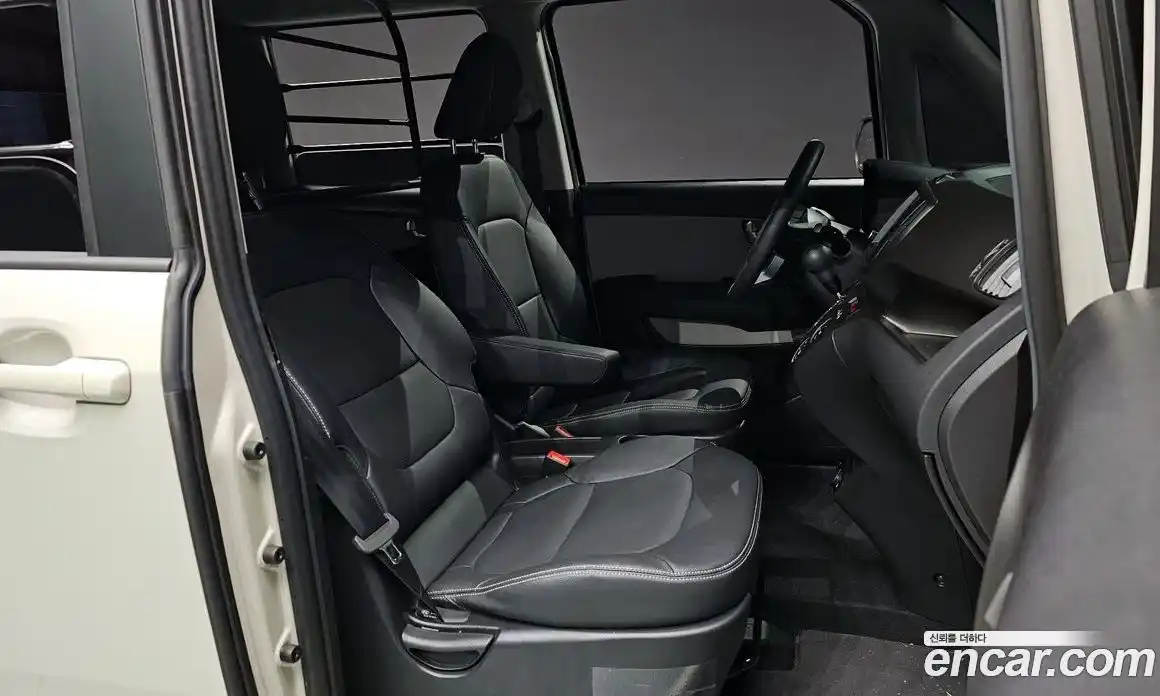 Kia Ray 2023 1.0 Автомат в Москве № 115119, фото 17