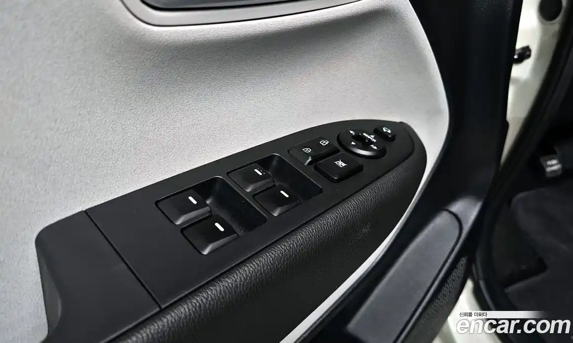 Kia Ray 2023 1.0 Автомат в Москве № 115119, фото 3