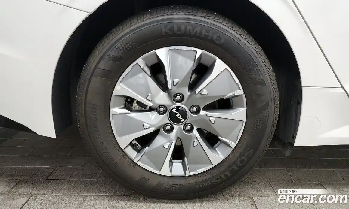 Kia K5 2024 2.0 Автомат в Москве № 115603, фото 8