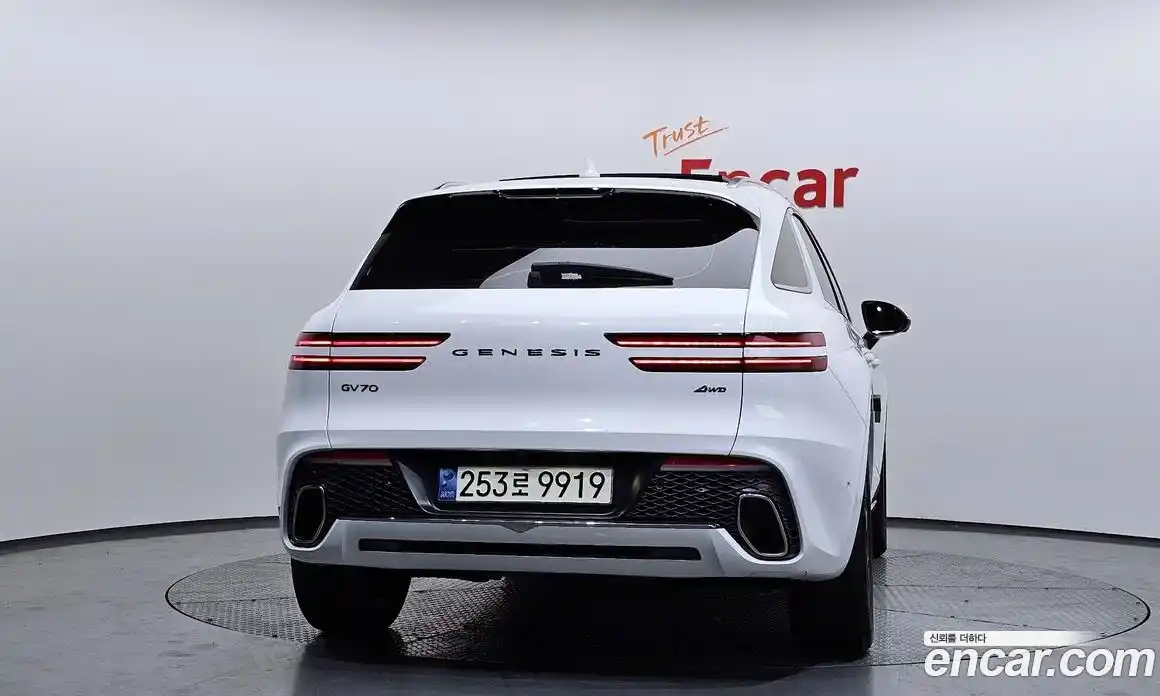 Genesis GV70 2021 2.5 Автомат в Москве № 117333, фото 6